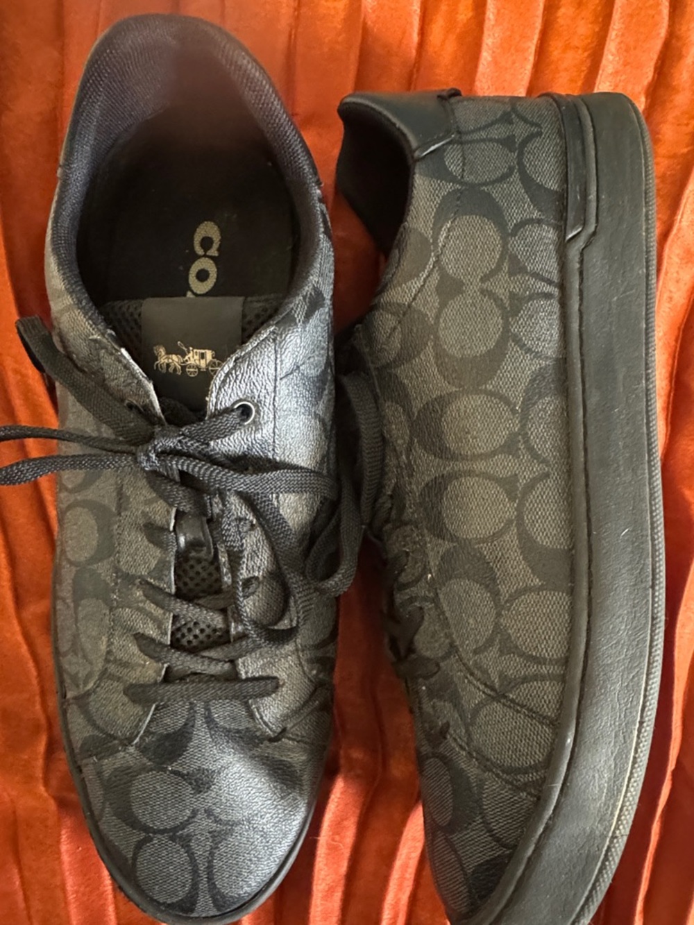 Coach Men’s Black Signature Logo Low-Top Sneakers